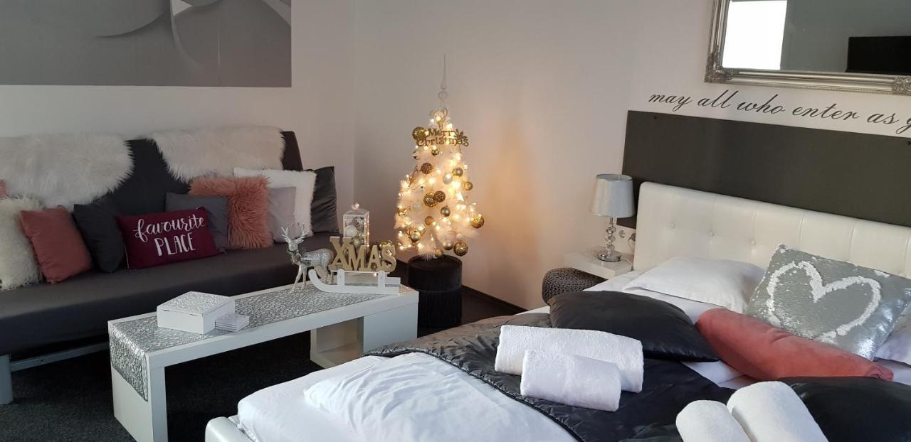 בודפשט Modern Flat In City Center מראה חיצוני תמונה