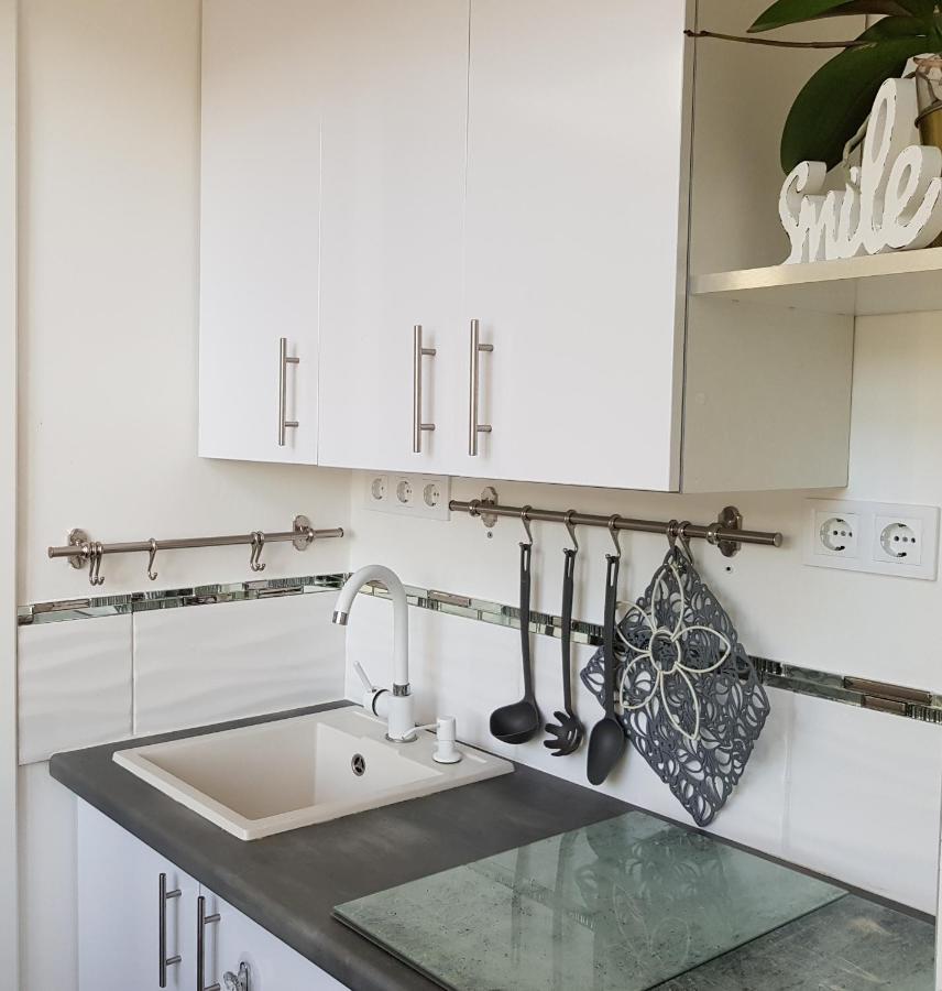 בודפשט Modern Flat In City Center מראה חיצוני תמונה