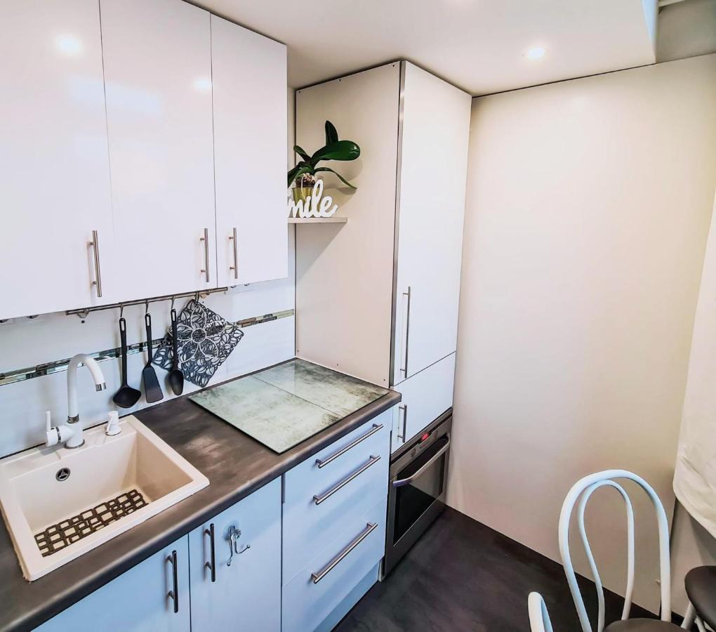 בודפשט Modern Flat In City Center מראה חיצוני תמונה