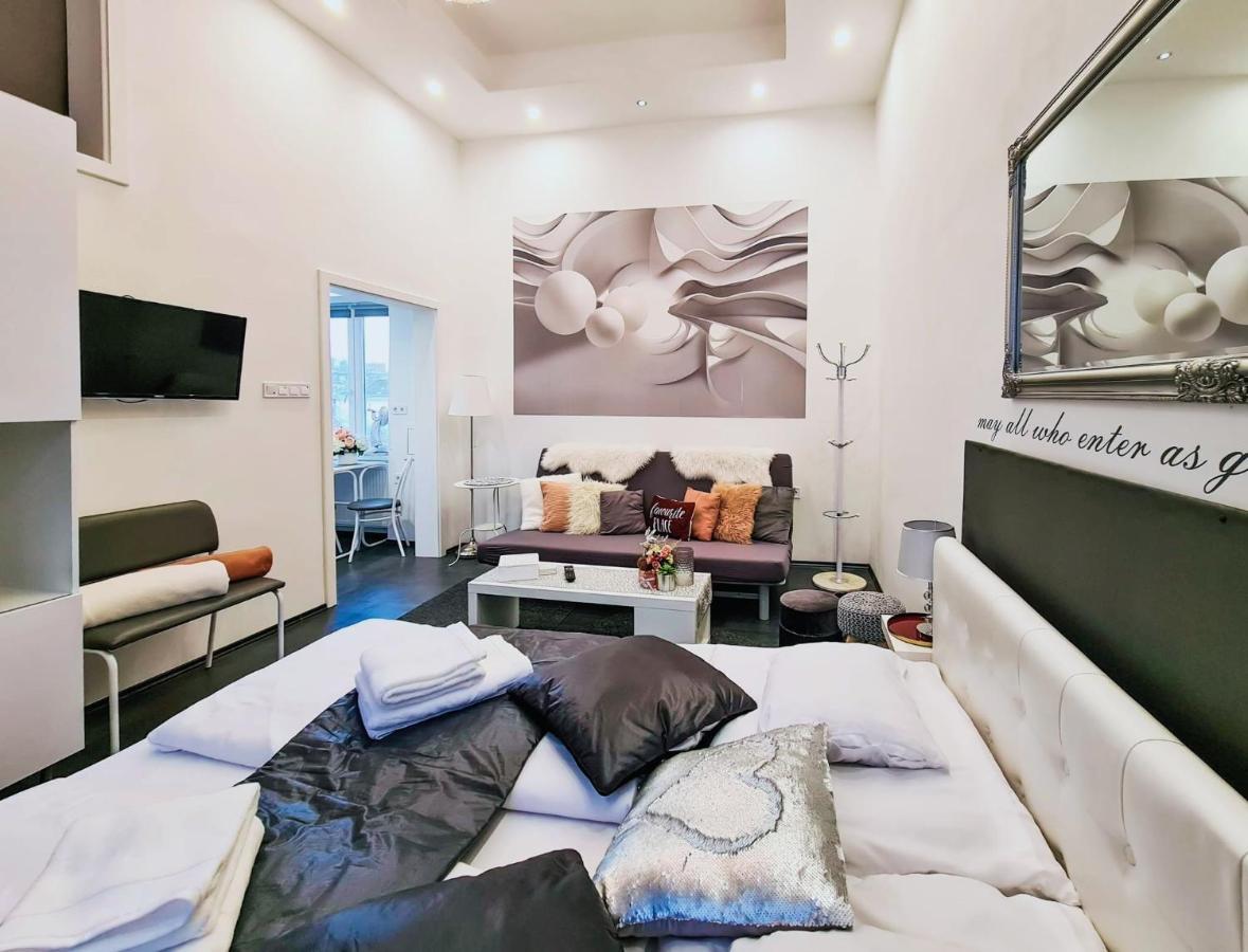 בודפשט Modern Flat In City Center מראה חיצוני תמונה
