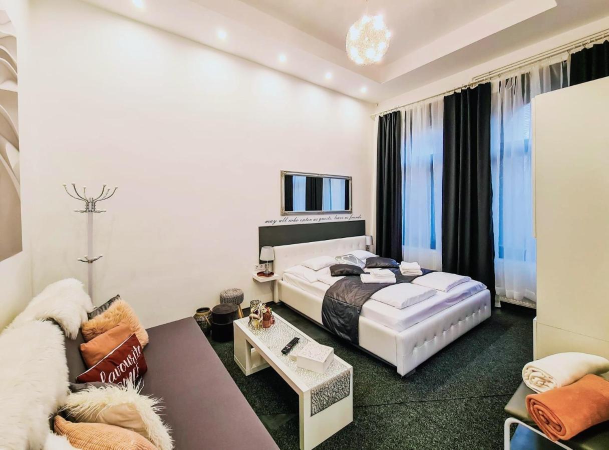 בודפשט Modern Flat In City Center מראה חיצוני תמונה